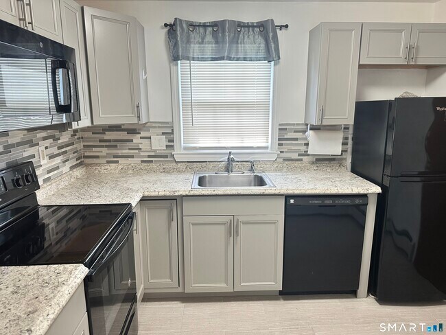 Photo - 5 Grandview Dr Unit 15C
