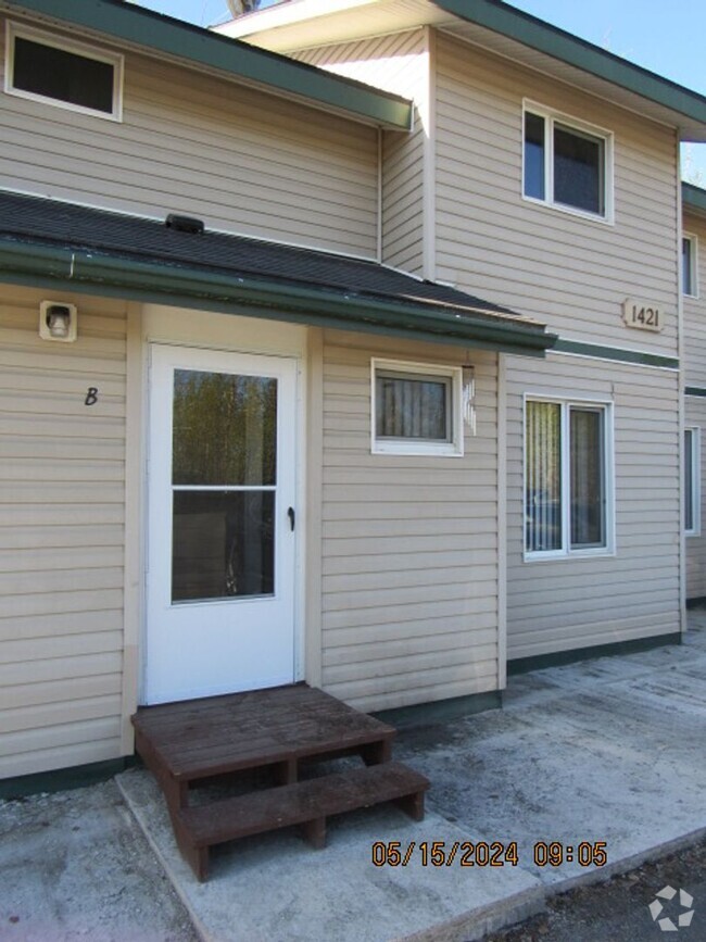 Building Photo - 24th Ave 1421- KN Unit #B Rental