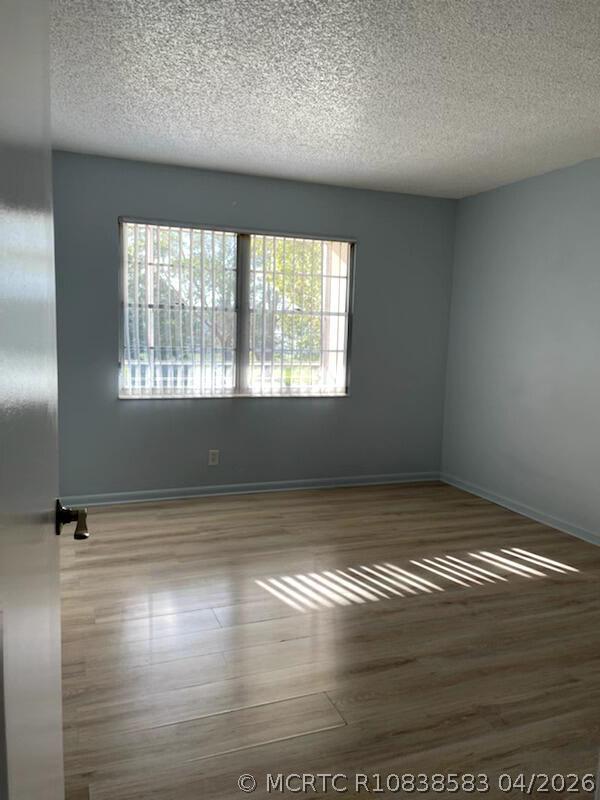 Photo - 3034 Ellesmere B Unit 3034