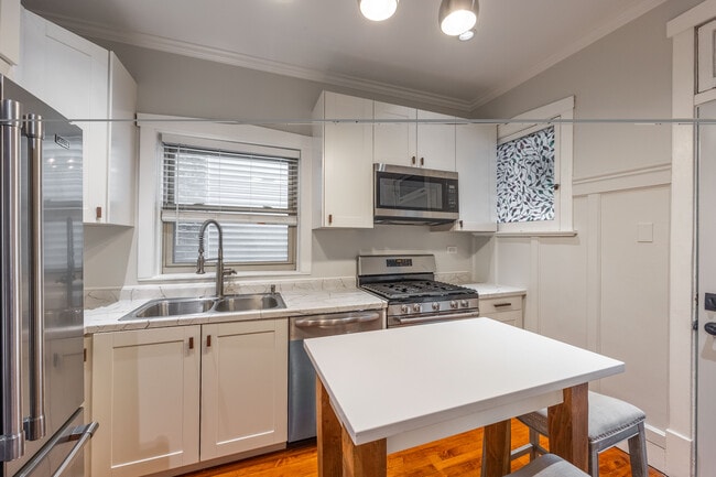 Photo - 2732 N Monticello Ave Unit 1