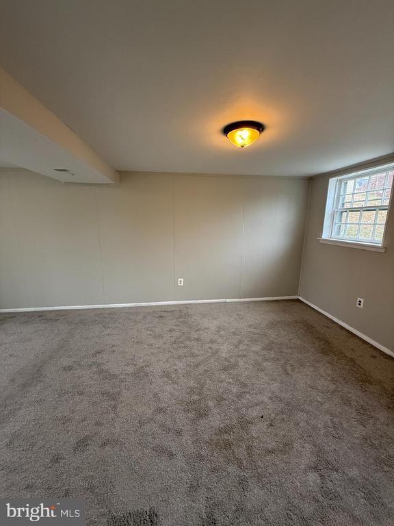 Photo - 5055 Lakeland Ct