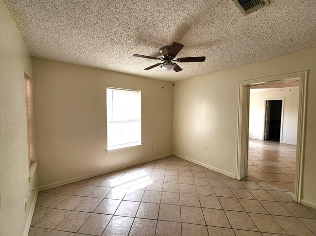 Photo - 224 Highland St