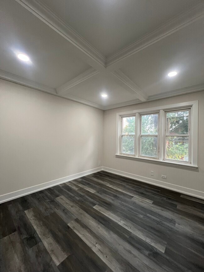 Photo - 2926 W 25th St Unidad 2