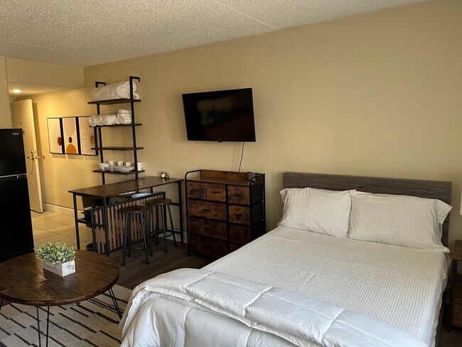Furnished Studio