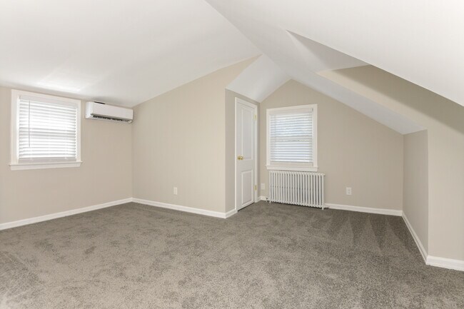 Photo - 233 Milltown Rd