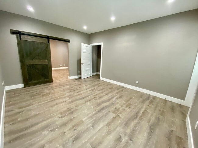 Photo - 3133 Lackland Ave Unit 1st floor