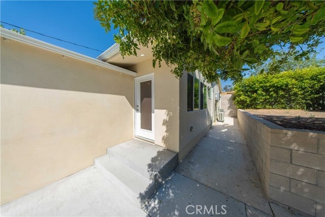 Building Photo - 1053 E Angeleno Ave Rental