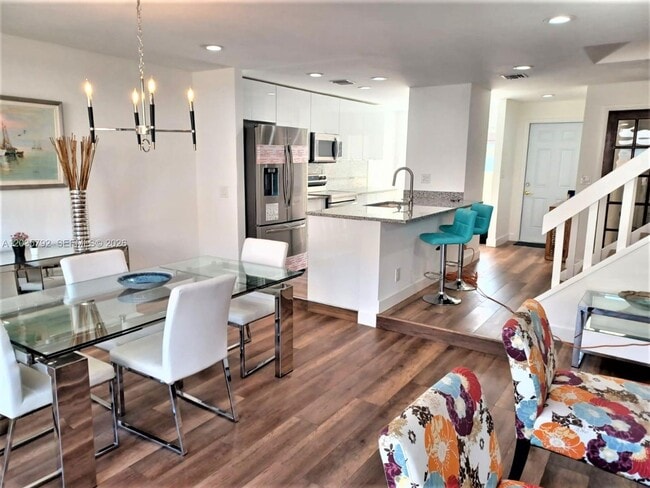 Photo - 843 NW 81st Ave