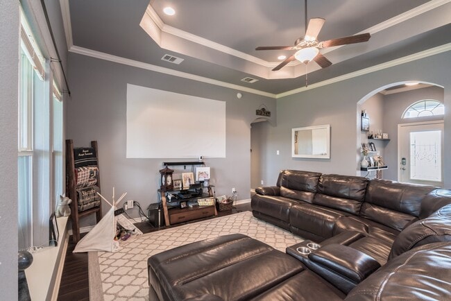 Photo - ** BEAUTIFUL 3 BED/ 2 BATH HOUSE **