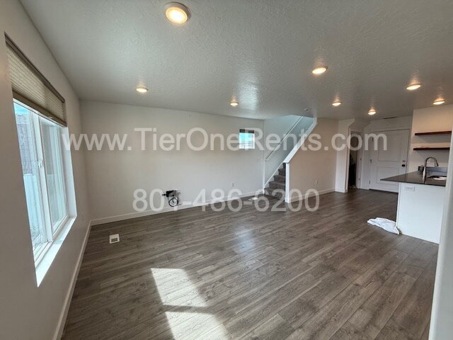 Photo - NO DEPOSIT option available for qualified ...