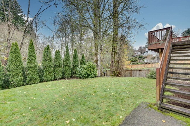 Photo - Spacious 4 bedroom home in Redmond!