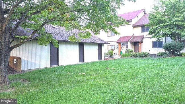 25 Village Dr