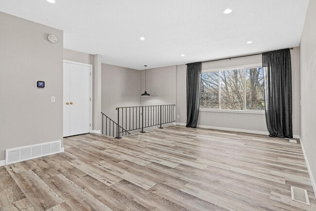 Photo - 3808 Lodestone Ln