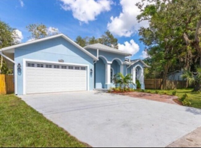 Photo - 803 W Sligh Ave