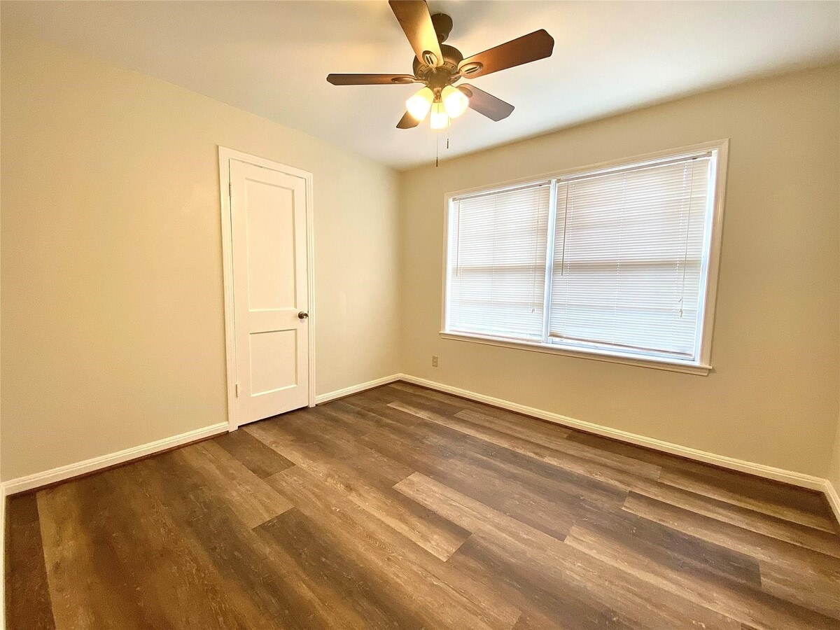 Photo - 5502 Evergreen St