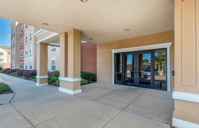 Photo - Furnished Studio-Chicago - O'Hare - South