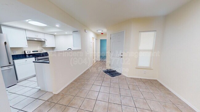 Photo - 1250 Bayshore Dr N