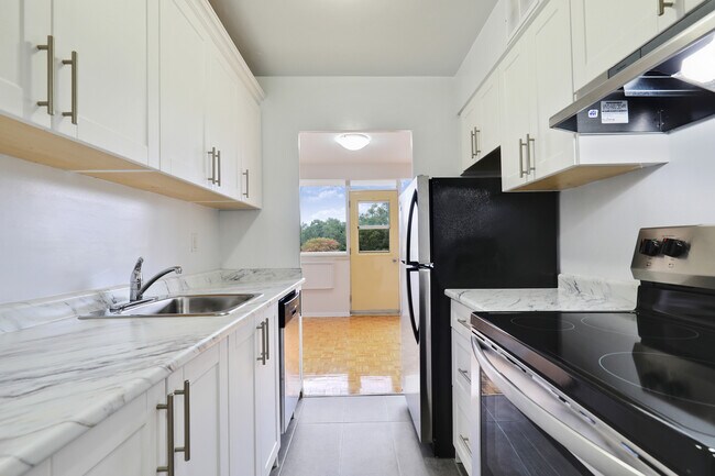 Photo - Central Park Place (B) Unit 00606