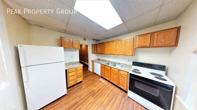 Photo - 32 E Hollister St Unit 1