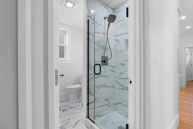 Photo - 21 Sydney St Unit 2