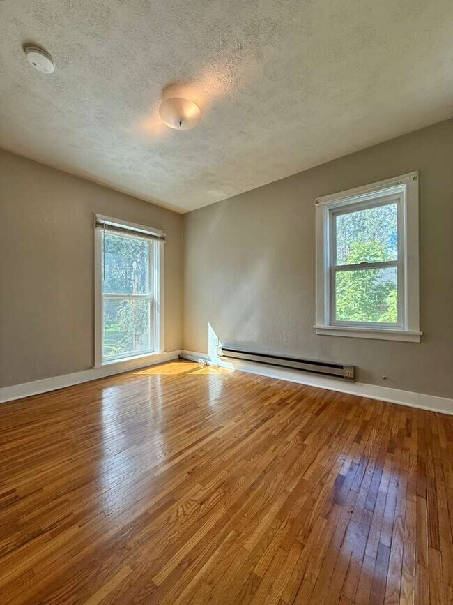 176 S Chestnut St Unidad 6