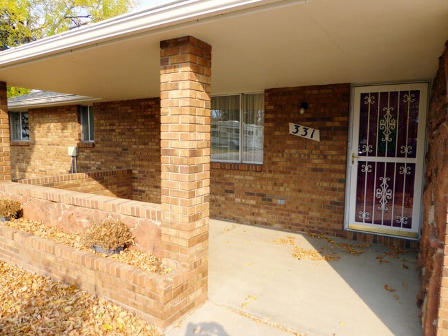 Photo - 331 Juniper Pl