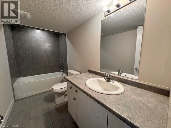 Photo - 1170 Bethel Rd Unité B