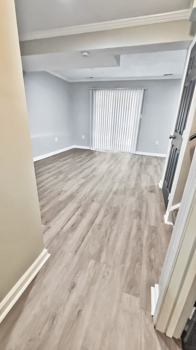 2805 Mueserbush Ct