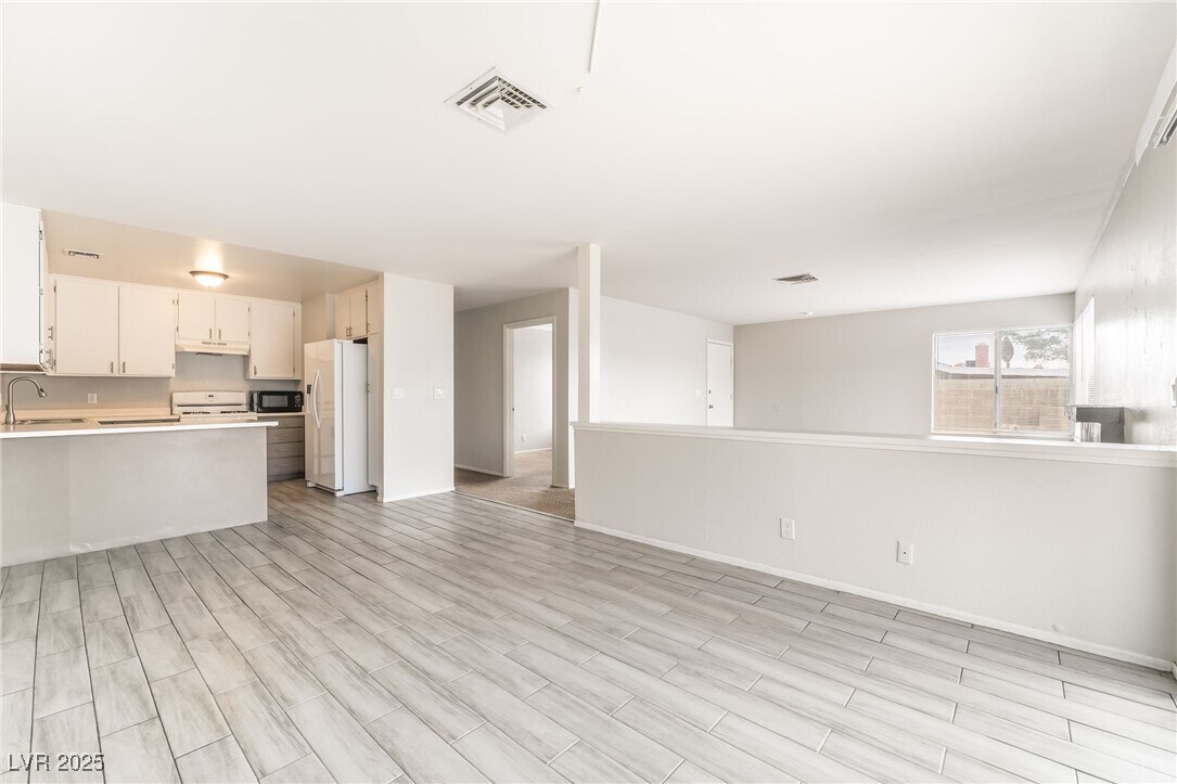 Photo - 7019 Grassy Knoll St