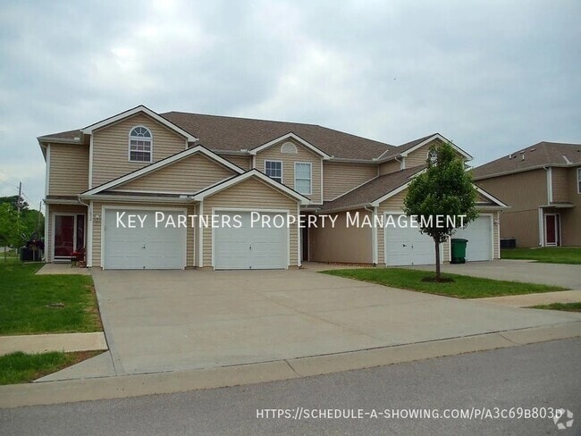 Building Photo - 1640 SW Highland Dr Rental