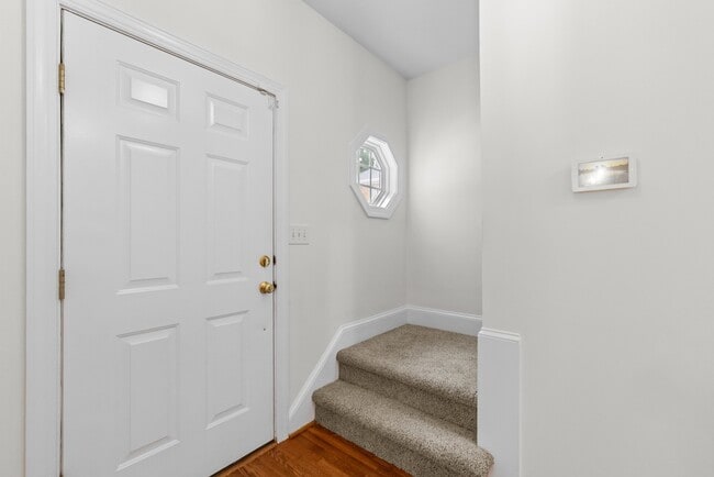 Photo - 2723 Sterling Park Dr