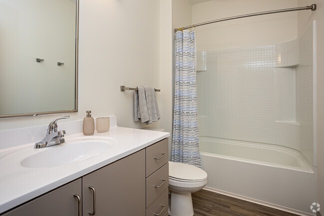 1BR, 1BA - 551SF - The Residences at LSU Health