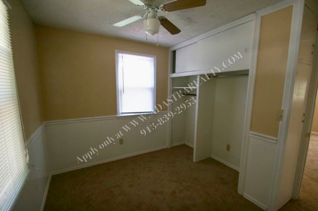 Photo - 11315 E 77th Terrace