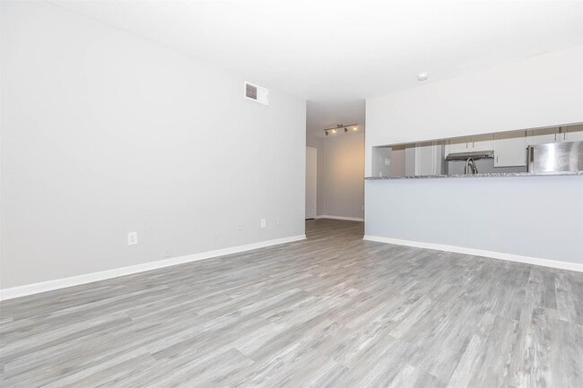 Building Photo - 3802 E NASA Pkwy Unit 12