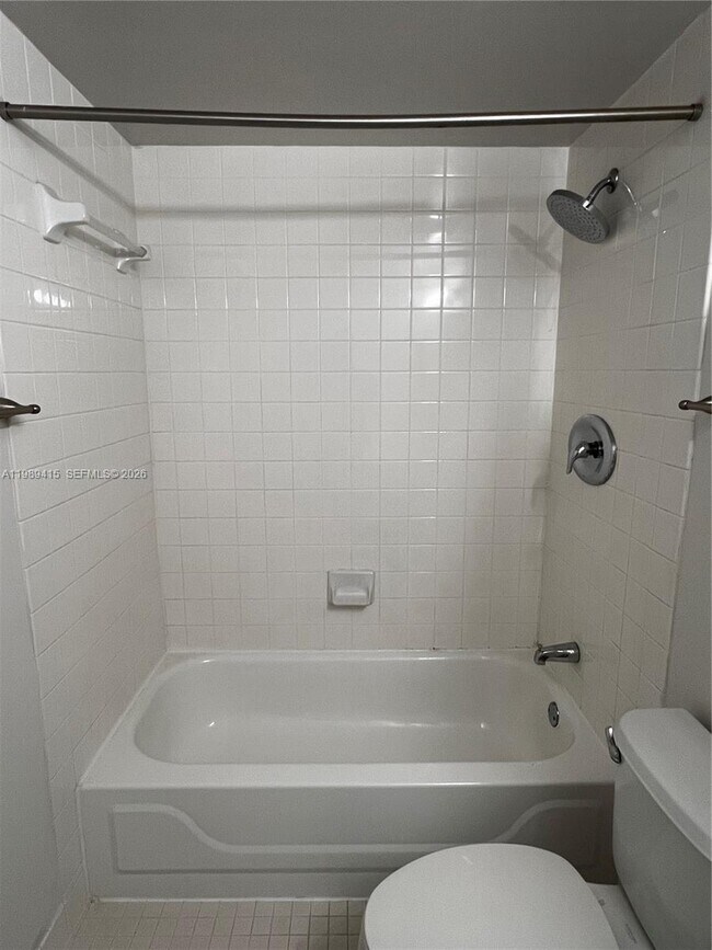 Photo - 5705 SW 72nd St Unidad 5705