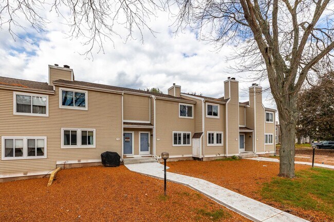 Photo - 60 Old Town Rd