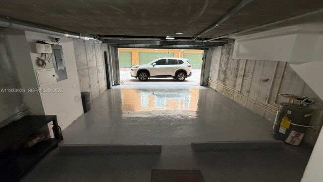 Photo - 2961 NE 185th St