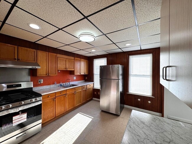 Building Photo - 11 Fairmont Pl Unit 3