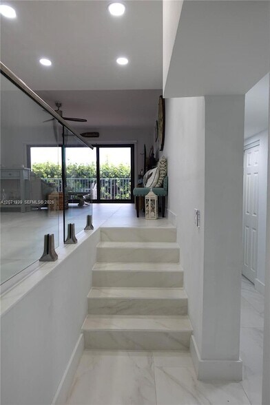 11000 S Ocean Dr Unit 3-G