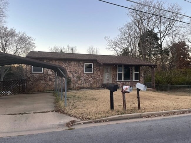 614 Houston Rd
