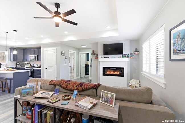 Photo - Aurora Heights Ranch