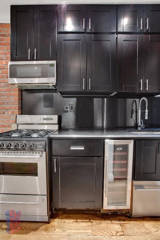 436 W 52nd St Unit 7C