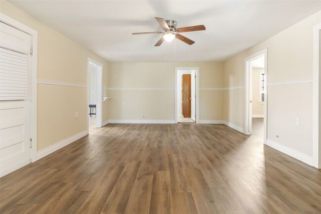 Photo - 6606 S. F. Austin Road