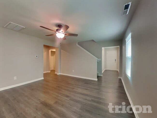 Photo - 1037 Bitting Hall Cir