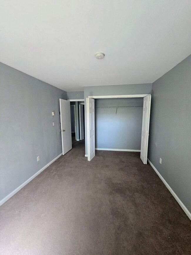 Photo - Washington Crossings Unit Building 614 -  14