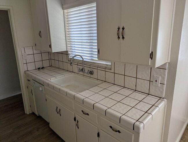 Photo - Updated 3 bedroom 2 bathroom home with large backyard, corner lot, close to shopping and schools ...