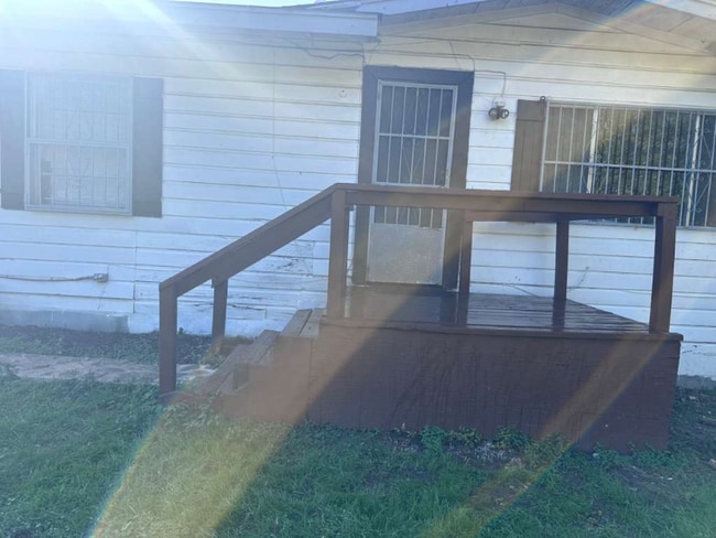 Building Photo - 5134 Hillburn Dr