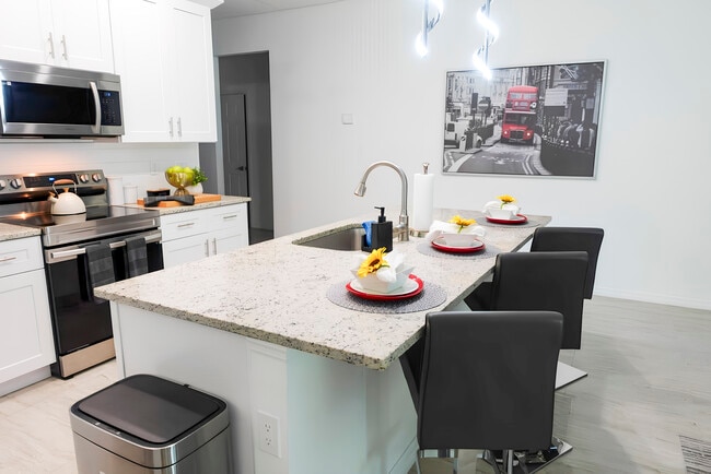 Photo - 113 Murphy St