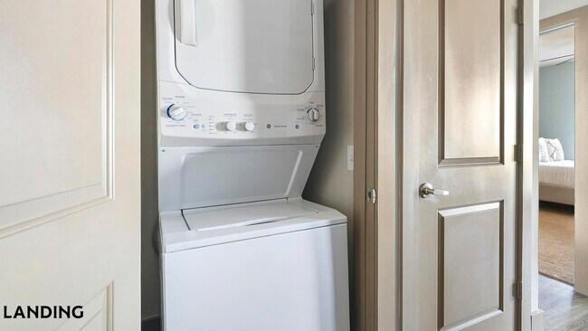 155 Birdsall St Unit 211