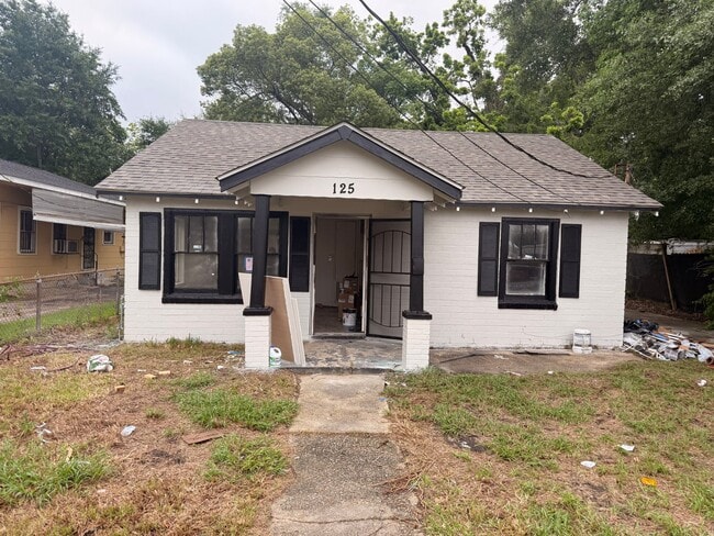 Photo - 125 Diaz St